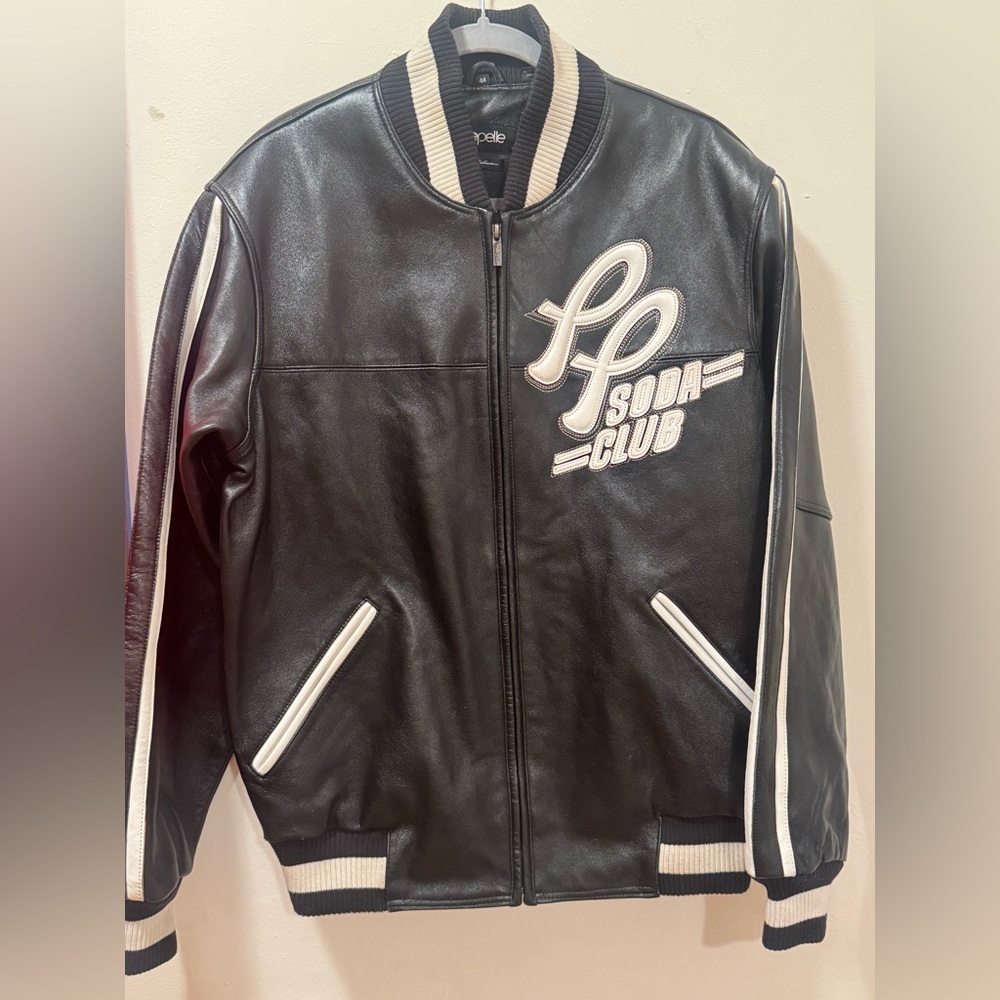 Natural leather coat by Pellepelle